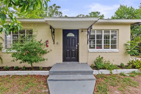 Apartment in Saint Petersburg, Florida 3 bedrooms, 214.51 sq.m. № 2226174