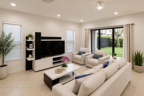 Villa ou maison à vendre à Hialeah, Floride: 3 chambres, 188.13 m2 № 2145912 - photo 4