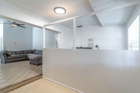 House in Apopka, Florida 2 bedrooms, 119.19 sq.m. № 2195773 - photo 22