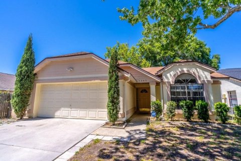 House in Apopka, Florida 2 bedrooms, 119.19 sq.m. № 2195773