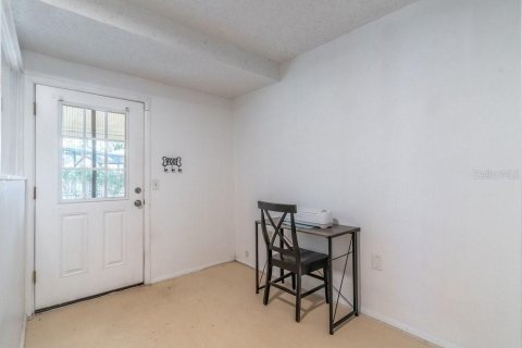 House in Apopka, Florida 2 bedrooms, 119.19 sq.m. № 2195773 - photo 21