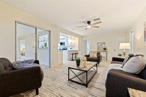 Villa ou maison à vendre à Clearwater, Floride: 2 chambres, 131.55 m2 № 2408125 - photo 19