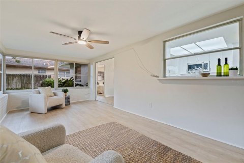 Villa ou maison à vendre à Clearwater, Floride: 2 chambres, 131.55 m2 № 2408125 - photo 23