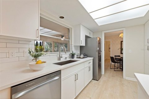 Villa ou maison à vendre à Clearwater, Floride: 2 chambres, 131.55 m2 № 2408125 - photo 15