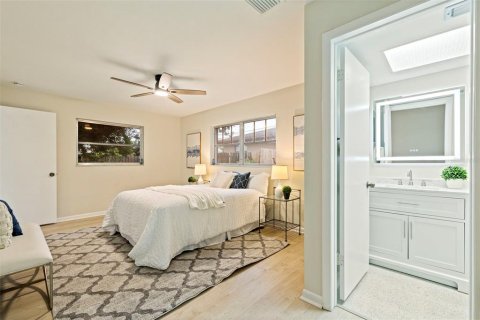 Villa ou maison à vendre à Clearwater, Floride: 2 chambres, 131.55 m2 № 2408125 - photo 25