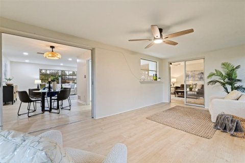 Villa ou maison à vendre à Clearwater, Floride: 2 chambres, 131.55 m2 № 2408125 - photo 22