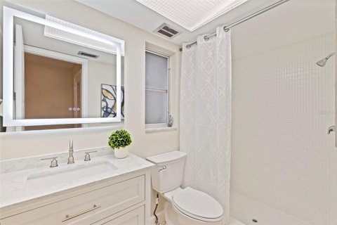 Villa ou maison à vendre à Clearwater, Floride: 2 chambres, 131.55 m2 № 2408125 - photo 27
