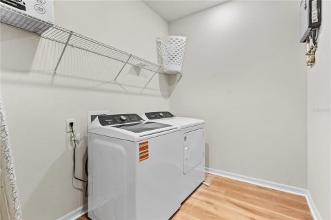 Casa en venta en Clermont, Florida, 10 dormitorios, 406.54 m2 № 2383367 - foto 4