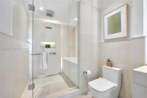 Condo in Miami Beach, Florida, 3 bedrooms № 2081344 - photo 5