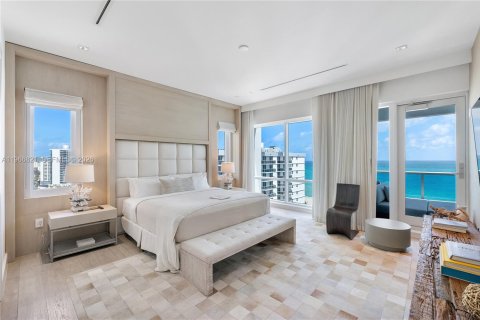 Condo in Miami Beach, Florida, 3 bedrooms № 2081344