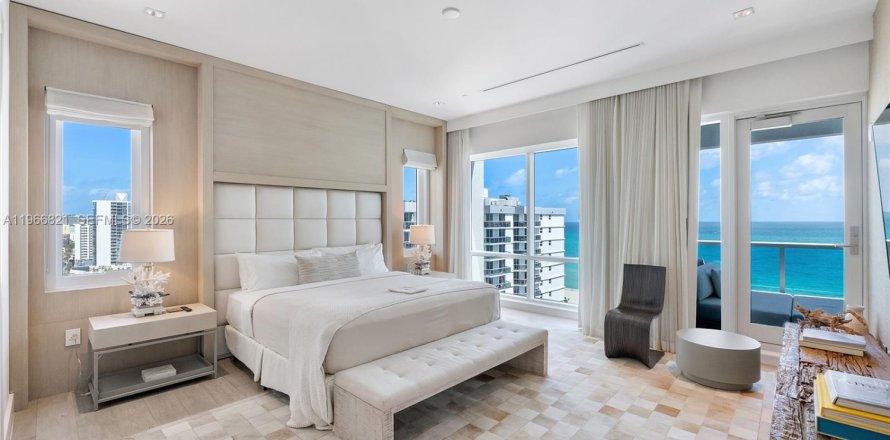 Condo in Miami Beach, Florida, 3 bedrooms № 2081344