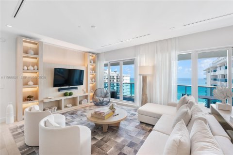 Condo in Miami Beach, Florida, 3 bedrooms № 2081344 - photo 15