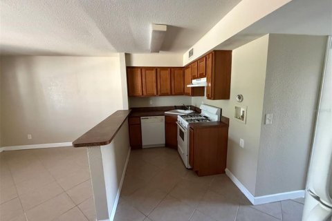 Снять в аренду квартиру в Клируотер, Флорида 3 комнаты, 83.61м2, № 2229967 - фото 4