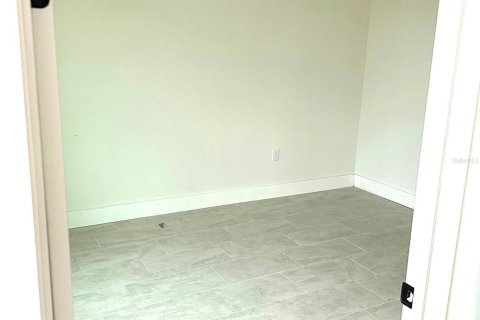 Townhouse in Winter Garden, Florida 3 bedrooms, 171.5 sq.m. № 1684456 - photo 5