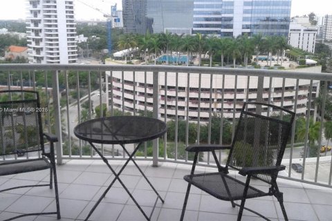 Снять в аренду кондоминиум в Майами, Флорида 2 спальни, 100.8м2, № 1948062 - фото 11