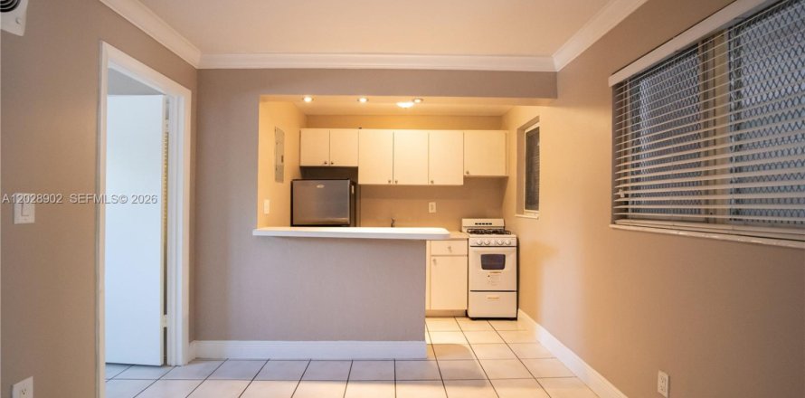 Condo à Coral Gables, Floride, 1 chambre  № 2263372