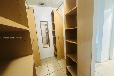 Condo in Coconut Creek, Florida, 3 bedrooms  № 1995200 - photo 23