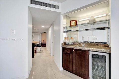 Condo in Riviera Beach, Florida, 2 bedrooms  № 2173075 - photo 26