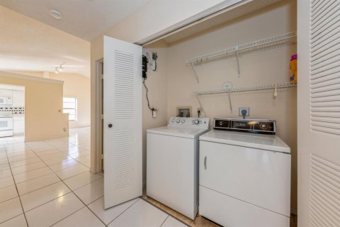 Copropriété à vendre à Boynton Beach, Floride: 3 chambres, 153.1 m2 № 2175554 - photo 19