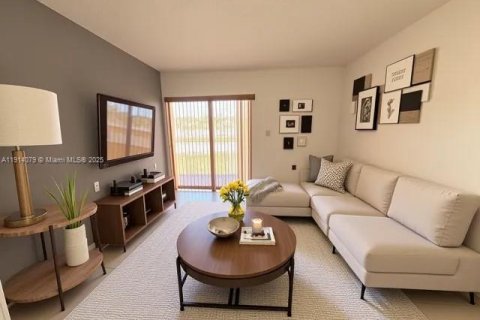 Condominio en alquiler en Hialeah, Florida, 1 dormitorio, 80.27 m2 № 1969871 - foto 3