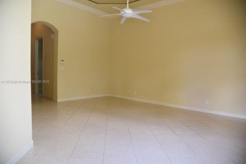 Villa ou maison à louer à Palm Beach Gardens, Floride: 5 chambres, 375.51 m2 № 2037319 - photo 13