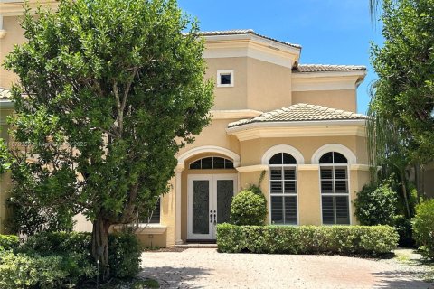 Villa ou maison à louer à Palm Beach Gardens, Floride: 5 chambres, 375.51 m2 № 2037319 - photo 2