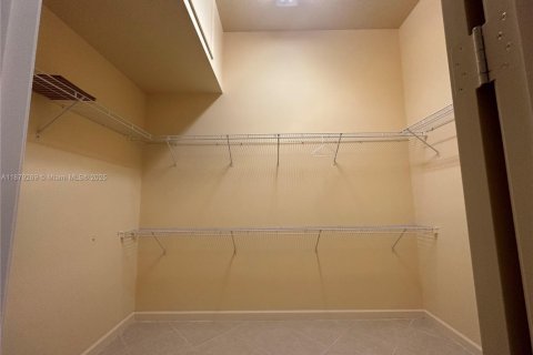 Villa ou maison à louer à Palm Beach Gardens, Floride: 5 chambres, 375.51 m2 № 2037319 - photo 14