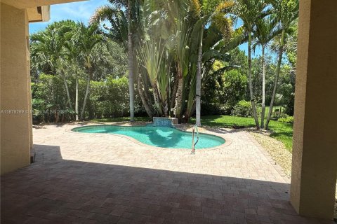 Villa ou maison à louer à Palm Beach Gardens, Floride: 5 chambres, 375.51 m2 № 2037319 - photo 15