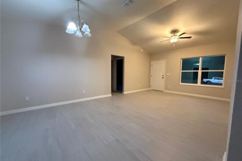 Casa en venta en Ocala, Florida, 3 dormitorios, 114.46 m2 № 2389198 - foto 4