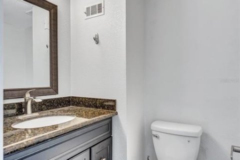 Townhouse in Tampa, Florida 2 bedrooms, 96.99 sq.m. № 2419729 - photo 10