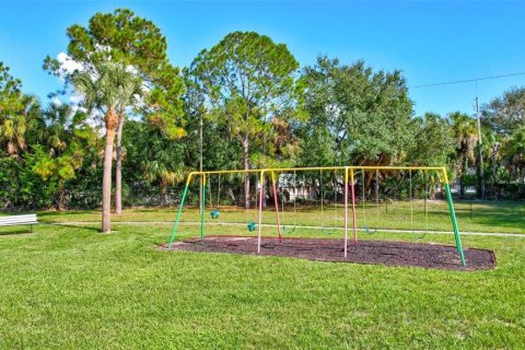 Townhouse in Tampa, Florida 2 bedrooms, 96.99 sq.m. № 2419729 - photo 29