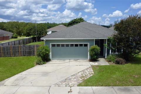 Casa en venta en Alachua, Florida, 3 dormitorios, 129.88 m2 № 1883760 - foto 1