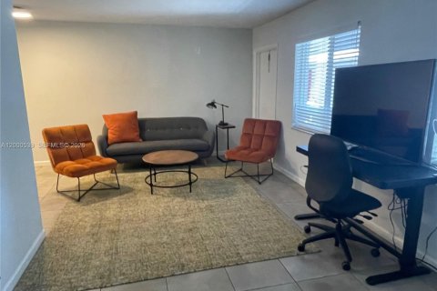 Appartement à louer à Wilton Manors, Floride: 1 chambre, 55.74 m2 № 2065485 - photo 7