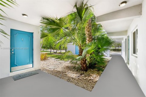 Appartement à louer à Wilton Manors, Floride: 1 chambre, 55.74 m2 № 2065485 - photo 2