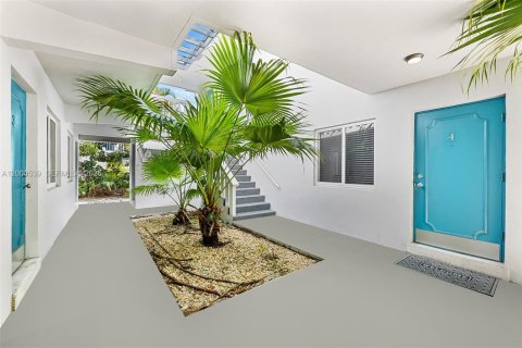 Appartement à louer à Wilton Manors, Floride: 1 chambre, 55.74 m2 № 2065485 - photo 3