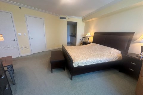 Condo in Sunny Isles Beach, Florida, 2 bedrooms  № 2075987 - photo 22