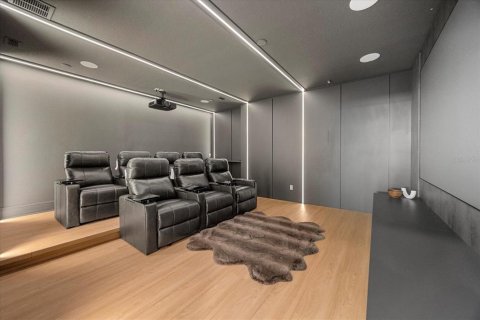 Villa ou maison à louer à Winter Garden, Floride: 7 chambres, 490.8 m2 № 1918845 - photo 20