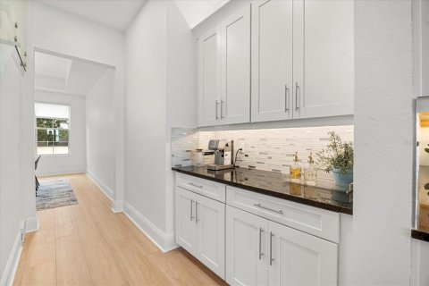 Villa ou maison à louer à Winter Garden, Floride: 7 chambres, 490.8 m2 № 1918845 - photo 4