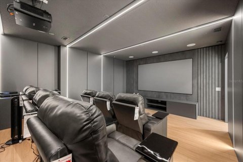 Villa ou maison à louer à Winter Garden, Floride: 7 chambres, 490.8 m2 № 1918845 - photo 21