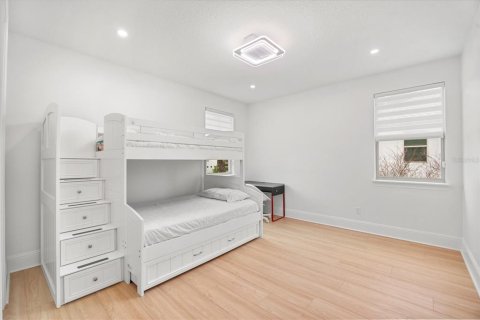 Villa ou maison à louer à Winter Garden, Floride: 7 chambres, 490.8 m2 № 1918845 - photo 24