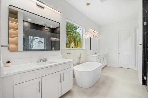 Villa ou maison à louer à Winter Garden, Floride: 7 chambres, 490.8 m2 № 1918845 - photo 15