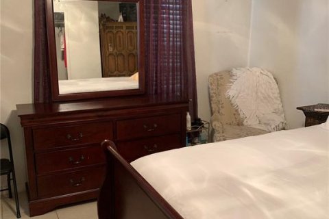 Casa en venta en Orlando, Florida, 3 dormitorios, 239.5 m2 № 1287394 - foto 10