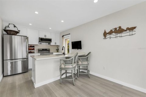 Copropriété à vendre à Punta Gorda, Floride: 2 chambres, 96.06 m2 № 2196350 - photo 14
