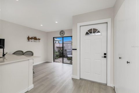 Copropriété à vendre à Punta Gorda, Floride: 2 chambres, 96.06 m2 № 2196350 - photo 26