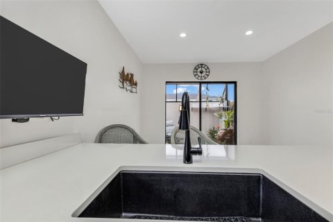 Copropriété à vendre à Punta Gorda, Floride: 2 chambres, 96.06 m2 № 2196350 - photo 19