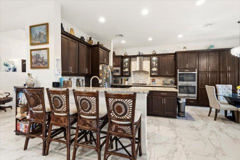 Villa ou maison à vendre à Port St. Lucie, Floride: 3 chambres, 255.76 m2 № 2181728 - photo 15