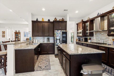 Villa ou maison à vendre à Port St. Lucie, Floride: 3 chambres, 255.76 m2 № 2181728 - photo 18