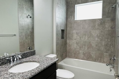 Villa ou maison à louer à Westlake, Floride: 3 chambres, 215.72 m2 № 1177150 - photo 1
