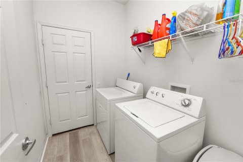 House in Lakeland, Florida 3 bedrooms, 171.03 sq.m. № 1819388 - photo 23