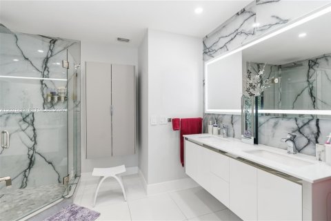 Купить виллу или дом в Майами, Флорида 3 спальни, 152.36м2, № 2085869 - фото 29